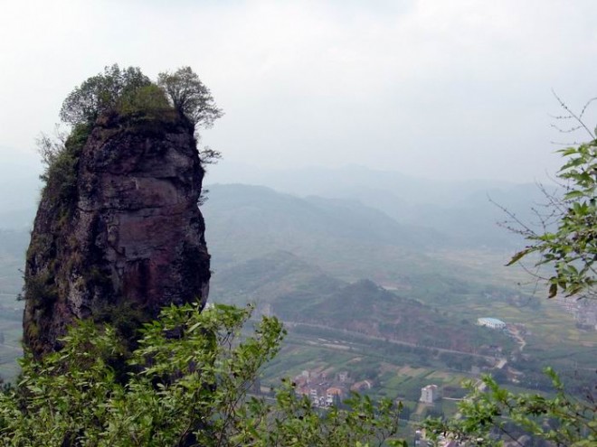 绍兴穿岩十九峰